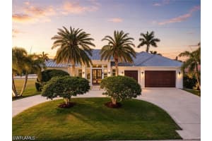 1467 Marlin Drive, Naples, FL 34102 - MLS#226013089