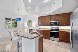 965 Sandpiper Street, Naples, FL 34102 - MLS#226013097