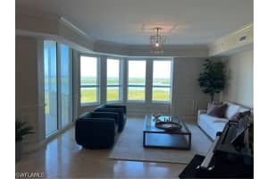 285 Grande Way, Naples, FL 34110 - MLS#226013107