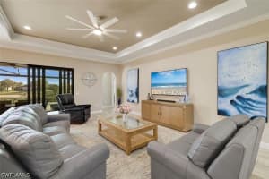 10085 Avalon Lake Circle, Fort Myers, FL 33913 - MLS#226013155