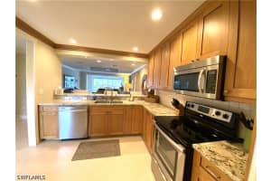 9101 Vanderbilt Drive, Naples, FL 34108 - MLS#226013157