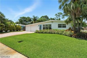 1063 22nd Avenue, Naples, FL 34103 - MLS#226013166
