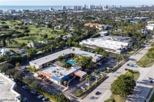 2555 Tamiami Trl N 102, Naples