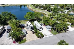 5592 Brightwood Drive, Fort Myers, FL 33905 - MLS#226013186