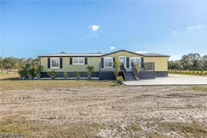 17700 Pronghorn Street, Alva, FL 33920 - MLS#226013205