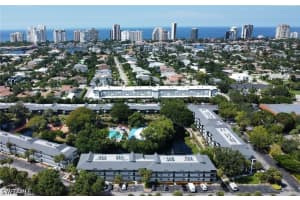 600 Neapolitan Way, Naples, FL 34103 - MLS#226013224