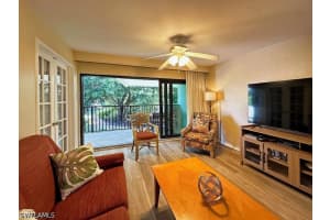 600 Neapolitan Way, Naples, FL 34103 - MLS#226013224