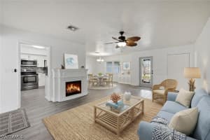 156 Marseille Drive, Naples, FL 34112 - MLS#226013229