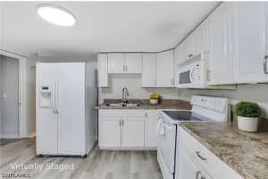 106 Moon Bay Street, Naples, FL 34114 - MLS#226013259