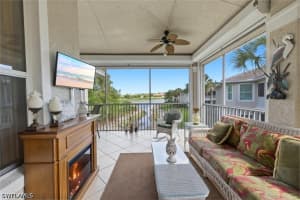 4945 Shaker Heights Ct Ct 202, Naples