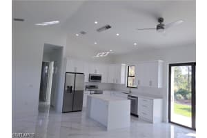 2915 28th Street, Lehigh Acres, FL 33976 - MLS#226013285