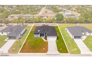 1211 Cloplon Street, Lehigh Acres, FL 33974 - MLS#226013299