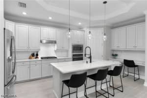 2926 Aviamar Circle, Naples, FL 34114 - MLS#226013303