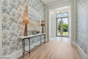 626 Fountainhead Lane, Naples, FL 34103 - MLS#226013306