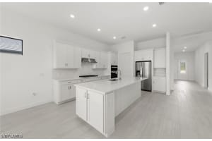 2107 Freemont Way, Naples, FL 34120 - MLS#226013324