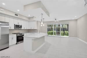 286 Indies Drive, Naples, FL 34114 - MLS#226013336