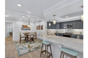 625 Beachwalk Circle, Naples, FL 34108 - MLS#226013341