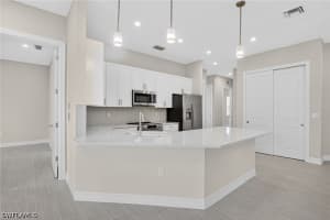 286 Indies Drive, Naples, FL 34114 - MLS#226013349