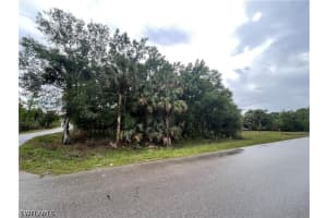 3636 32nd Avenue, Naples, FL 34117 - MLS#226013357