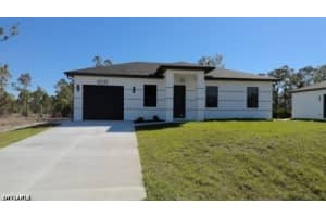 1051 Marine Avenue, Lehigh Acres, FL 33974 - MLS#226013366