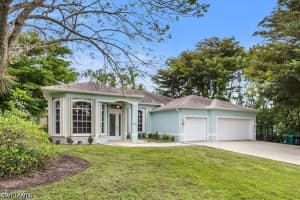 5890 Bur Oaks Ln, Naples