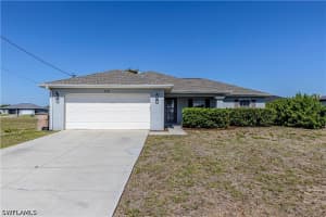 2904 5th Place, Cape Coral, FL 33993 - MLS#226013403