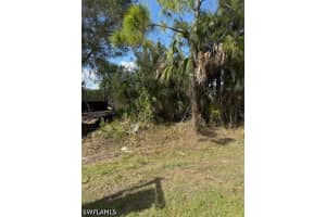  De Soto Boulevard, Naples, FL 34117 - MLS#226013405