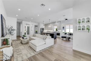 6132 Highwood Park Lane, Naples, FL 34110 - MLS#226013410