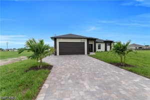 2720 Santa Barbara Boulevard, Cape Coral, FL 33993 - MLS#226013415