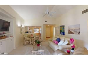 660 Wiggins Bay Drive, Naples, FL 34110 - MLS#226013436