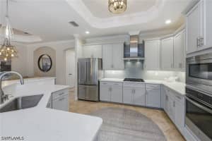 2842 Aviamar Circle, Naples, FL 34114 - MLS#226013444