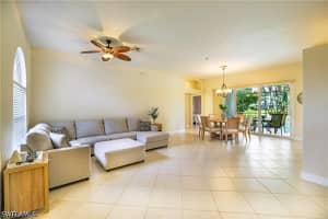 5235 Malvern Court, Naples, FL 34112 - MLS#226013453