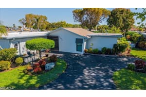 3271 Boca Ciega Drive, Naples, FL 34112 - MLS#226013465