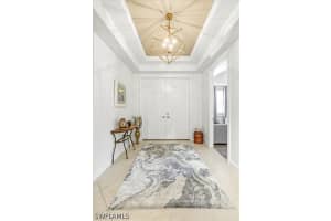 587 Avellino Isles Circle, Naples, FL 34119 - MLS#226013470