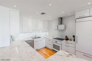 2203 Gulf Shore Boulevard, Naples, FL 34102 - MLS#226013483