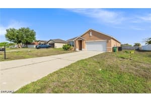 1111 41st Terrace, Cape Coral, FL 33914 - MLS#226013497