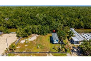 25 & 26 Plantation Drive, Everglades City, FL 34141 - MLS#226013501