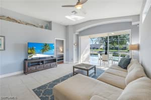 8616 Ibis Cove Circle, Naples, FL 34119 - MLS#226013513