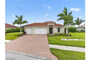 18698 Royal Hammock Boulevard, Naples, FL 34114 - MLS#226013540