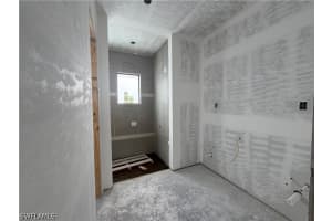 4243 20th st ne, Naples, FL 34120 - MLS#226013635