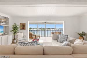 322 Harbour Drive, Naples, FL 34103 - MLS#226013641