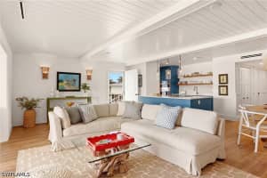 322 Harbour Drive, Naples, FL 34103 - MLS#226013641