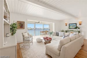 322 Harbour Drive, Naples, FL 34103 - MLS#226013641