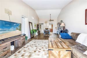 4216 4th Place, Cape Coral, FL 33904 - MLS#226013644