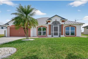 1223 Nw 40th Pl, Cape Coral