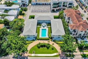 546 4th Avenue, Naples, FL 34102 - MLS#226013677