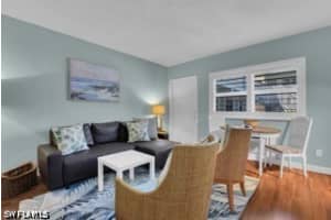 546 4th Avenue, Naples, FL 34102 - MLS#226013677