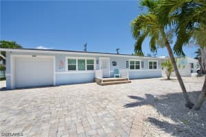 240 Fairweather Lane, Fort Myers Beach, FL 33931 - MLS#226013695