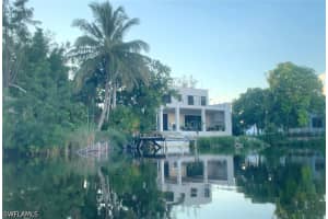 4084 New Moon Court, Naples, FL 34112 - MLS#226013737