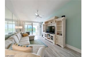 300 Horse Creek Drive, Naples, FL 34110 - MLS#226013748